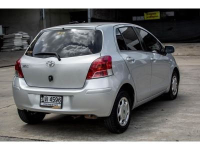 TOYOTA Yaris 1.2 E 2010 A/T สีเทา เบนซิน รูปที่ 3