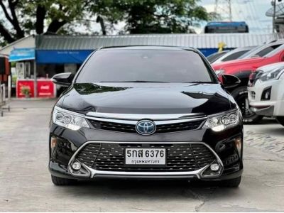 2017 TOYOTA CAMRY 2.5 HV PREMIUM เครดิตดีฟรีดาวน์ รูปที่ 3