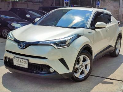 2018 Toyota CH-R 1.8 MID hybrid เครดิตดีฟรีดาวน์ รูปที่ 3