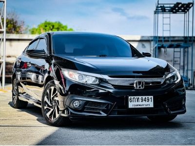 2017 Honda Civic FC 1.8EL เครดิตดีฟรีดาวน์ รูปที่ 3