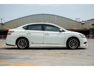 NISSAN SYLPHY 1.6 V รถบ้าน แต่งสวย เครื่องเดิม รับประกันไม่มีย้อมแมว รูปที่ 3