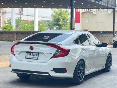 2018 HONDA CIVIC FC 1.8EL เครดิตดีฟรีดาวน์ รูปที่ 3