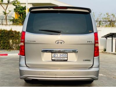 2015 HYUNDAI H1 DELUXE 2.5 DESEL เครดิตดีฟรีดาวน์ รูปที่ 3