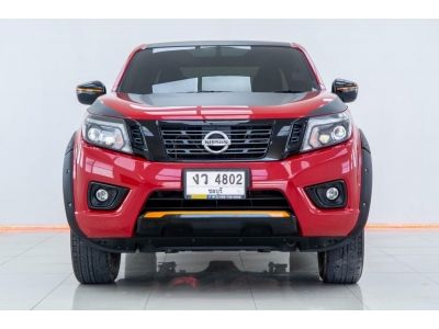 2020 NISSAN NP300 NAVARA DOUBLE CAB CALIBRE 2.5E BLACK CALIBRE 4DR  ผ่อนเพียง  4,981 บาท 12เดือนแรก รูปที่ 3