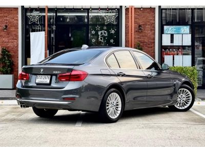 BMW 320i Luxury Lci โฉมใหม่แล้ว ปี 2016 รูปที่ 3