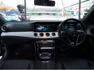 2021 Mercedes-Benz E220d AMG Facelift รูปที่ 3