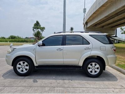 Toyota fortuner 3.0 V 2WD Auto Year 2009 รูปที่ 3