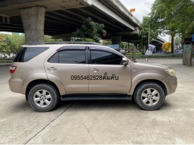 2009 TOYOYA FORTUNER 2.7 V สีน้ำตาล รถสวย ไม่มีชน เครื่องเบนซิน รูปที่ 3