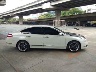 2010 NISSAN TEANA 200XL สีขาว รถสวยน่าใช้ ไม่แก๊ส รูปที่ 3