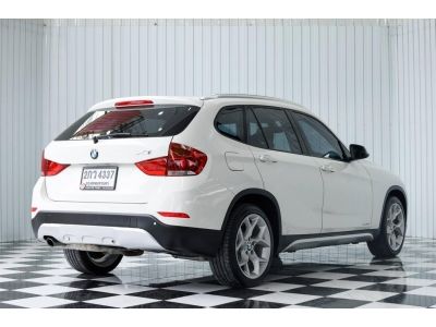 2013 BMW X1 sDrive18i X-LiNE  เครดิตดีฟรีดาวน์ รูปที่ 3