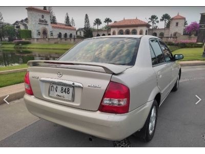 Mazda 323 รถปี 2002 รูปที่ 3