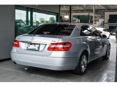 Mercedes Benz E class 1.8 Auto ปี 2010 รูปที่ 3