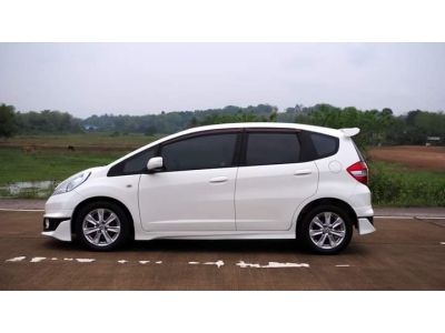Honda Jazz 1.5 V(AS) A/T ปี2011 รูปที่ 3