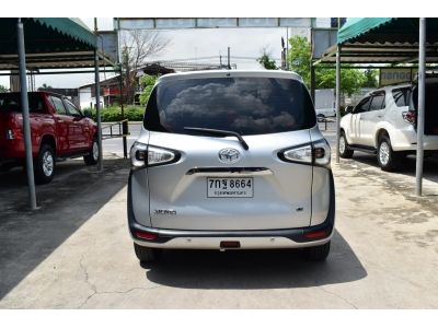 2018 Toyota Sienta 1.5 G Wagon AT รูปที่ 3