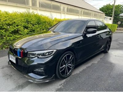 2020 BMW Series 3 330e m sport  2.0 Turbo รูปที่ 3