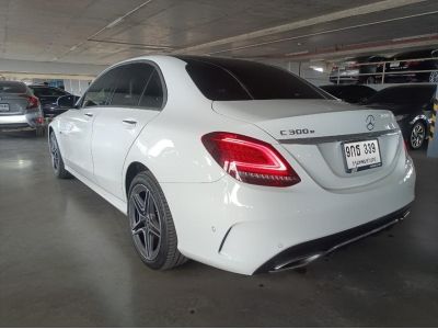 Mercedes-Benz C-Class C300E 2.0 Amg Dynamic Facelift (Ckd) ปี 19 AT (รถมือสอง ราคาดี เจ้าของขายเอง รถสวย สภาพดี ไมล์แท้) รูปที่ 3