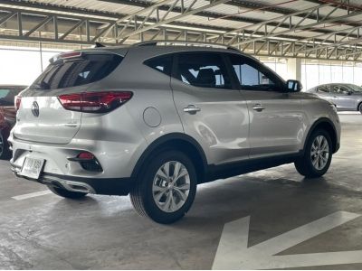 SUV Mg Zs 1.5 D Plus ปี 21 AT (รถมือสอง ราคาดี เจ้าของขายเอง รถสวย สภาพดี ไมล์แท้) รูปที่ 3