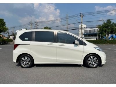 HONDA FREED 1.5 E A/T ปี2013 รูปที่ 3