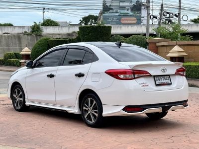 2020 TOYOTA YARIS ATIV 1.2 MID รูปที่ 3