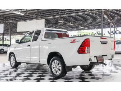 ฟรีทุกค่าดำเนินการ✨ดอกเบี้ยเริ่มต้นเพียง 2.79%✨TOYOTA HILUX REVO SMART CAB 2.4 MID STANDARD 2021 รูปที่ 3