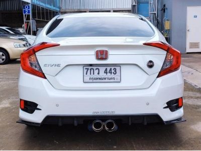 2018 HONDA CIVIC  FC 1.8EL เครดิตดีฟรีดาวน์ รูปที่ 3