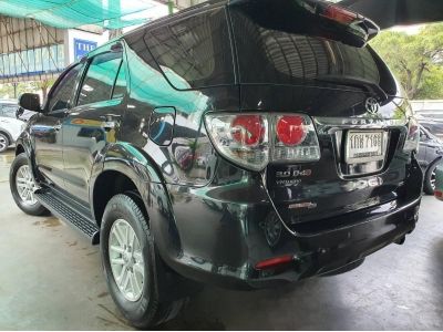 2013 Toyota Fortuner 3.0 V 4WD SUV ดาวน์ 0% รูปที่ 3