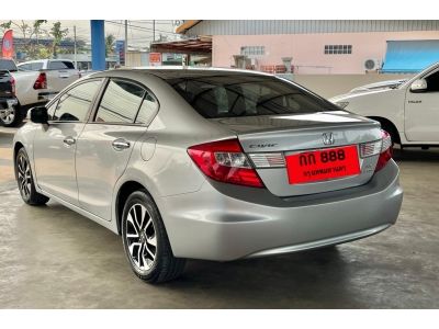 HONDA CIVIC FB 1.8 E i-VTEC A/T 2014 รูปที่ 3