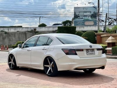 2010 HONDA ACCORD 2.0 EL รูปที่ 3