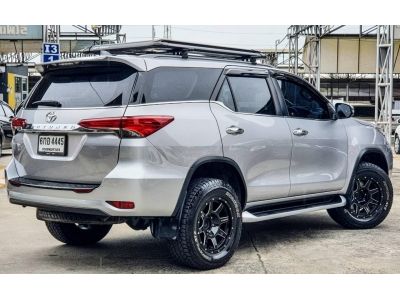 2018 TOYOTA FORTUNER 2.4V  ลูกค้าเครดิตดี เริ่มต้น 2.xx รูปที่ 3