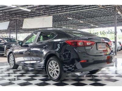 ฟรีทุกค่าดำเนินการ✨ดอกเบี้ยเริ่มต้นเพียง 2.59%✨ MAZDA 3 2.0 C SEDAN 2019 รูปที่ 3