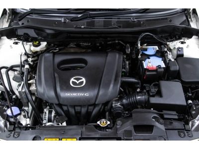 2021 MAZDA  2 SKYACTIVE 1.3 E 4DR   ผ่อน 3,946 บาท 12 เดือนแรก รูปที่ 3