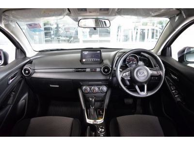 MAZDA 2 SkyActiv 1.3 High Connect A/T ปี 2017 รูปที่ 3