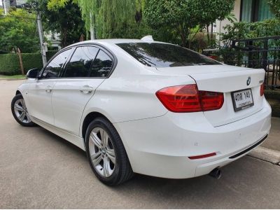 2014 BMW 320i 2.0 M Sport รถเก๋ง 4 ประตู ออกรถง่าย รถบ้านมือเดียว รถสภาพดี มีประกัน รูปที่ 3