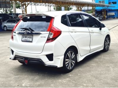 HONDA JAZZ 1.5 V i-VTEC A/T ปี 2016 รูปที่ 3