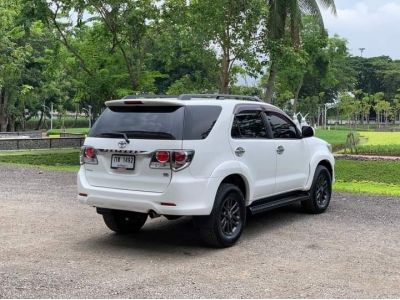 TOYOTA FORTUNER 2.5V สีขาว A/T ปี2015 รูปที่ 3