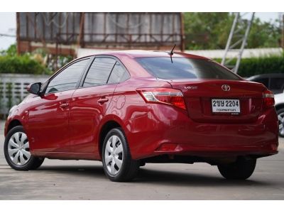 2015 TOYOTA VIOS 1.5 J  A/T  สีแดง รูปที่ 3