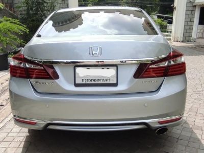 HONDA ACCORD 2.0 EL i-VTEC ปี 2017  รถบ้าน ไมล์น้อยมาก สภาพเอี่ยม รูปที่ 3