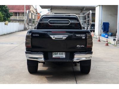 โตโยต้าชัวร์ ฟรีดาวน์ Revo C-Cab 2.4 E Pre Plus A/T ปี 19 ผ่อนเดือนละ 9,xxx บาท รูปที่ 3