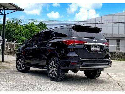 TOYOTA NEW FORTUNER 2.4 V.2WD.2017 8 กฮ 2748 รูปที่ 3