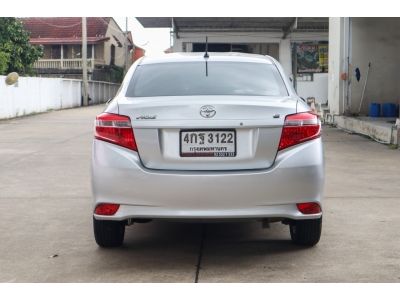 โตโยต้าชัวร์  Vios 1.5 E A/T ปี 2015 ฟรีดาวน์ เจ้าของมือเดียว ผ่อนเดือนละ 5,xxx บาท รูปที่ 3