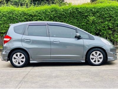 Honda Jazz 1.5 V ปี 2011 รูปที่ 3