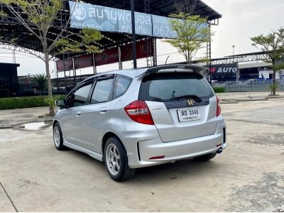 Honda Jazz 1.5 SV A/T ปี 2012 รูปที่ 3