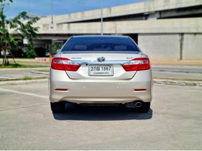 2013 TOYOTA CAMRY, 2.0 G โฉม ปี12-18 สีน้ำตาล เกียร์ออโต้ รูปที่ 3