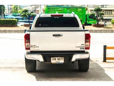 ISUZU D-MAX V-CROSS CAB4 3.0 VGS Z DVD A/T ปี 2014 รูปที่ 3