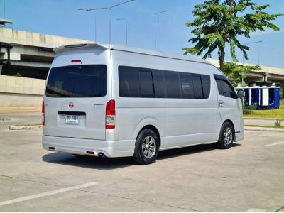 2013 TOYOTA COMMUTER, 2.5 D4D หลังคาสูง โฉม ปี05-19 สีเทา เกียร์ธรรมดา  ภายใน VIP จัดเต็ม รูปที่ 3