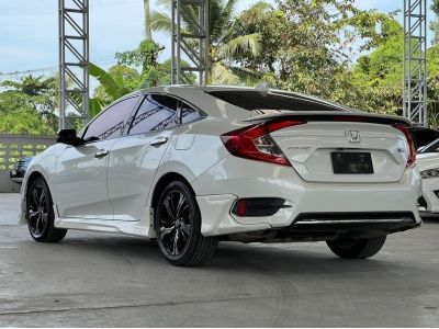 2019 HONDA CIVIC 1.5 RS A/T สีขาว รูปที่ 3