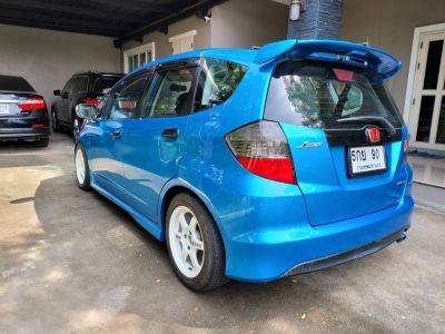 2008 Honda Jazz 1.5 i-VTEC รถบ้านแต่งสวยพร้อมใช้งาน รูปที่ 3