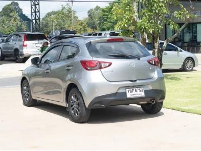 Mazda 2 1.3 High AT. สีเทา ปี 2020 รูปที่ 3