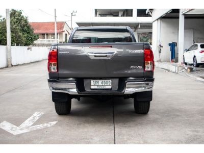 โตโยต้าชัวร์ ฟรีดาวน์ ผ่อนเดือนละ8xxxบาท Toyota Revo C-cab 2.4 J Plus Pre M/T ปี 18 รูปที่ 3