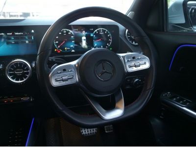 2021 Mercedes-Benz GLA-Class  GLA200 1.6 Facelift รูปที่ 3